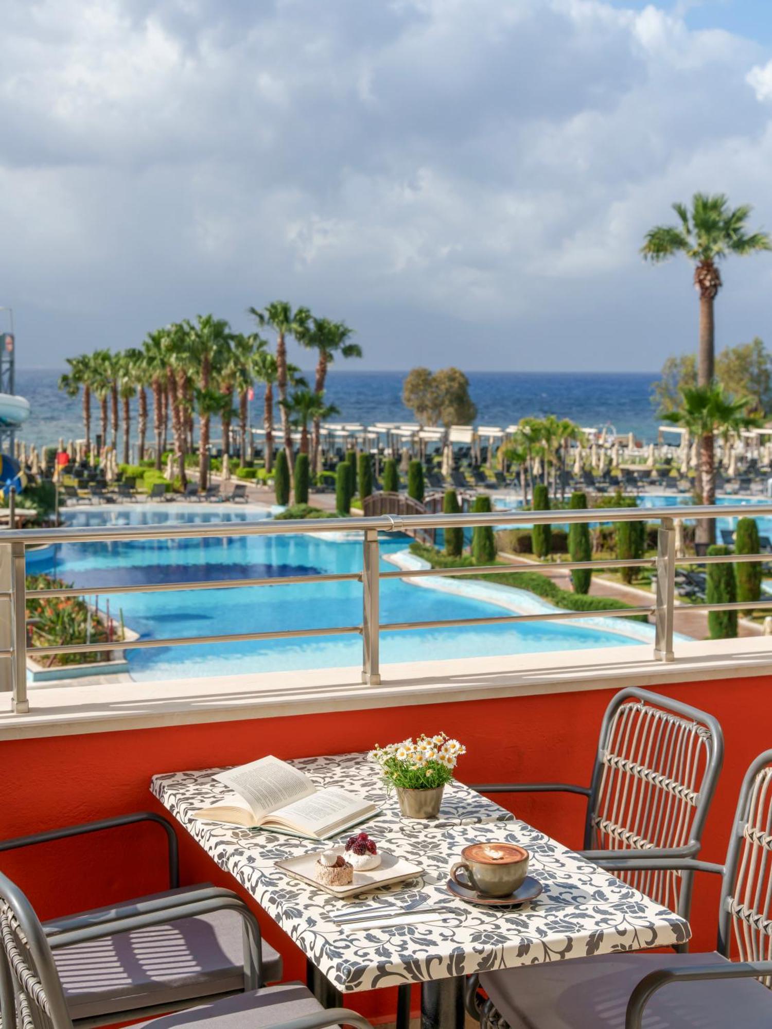 Liberty Kusadası Exterior foto